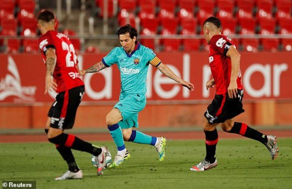 Messi đóng góp 1 bàn và 2 pha kiến tạo trong trận thắng đậm của Barca. Ảnh: Reuters