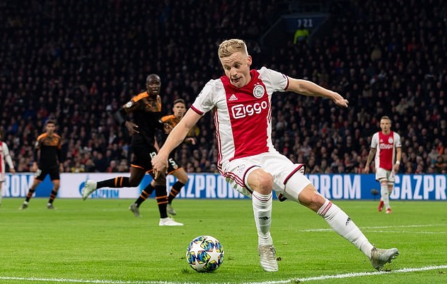 MU đang có cơ hội lớn để mua Donny van de Beek trong hè năm nay