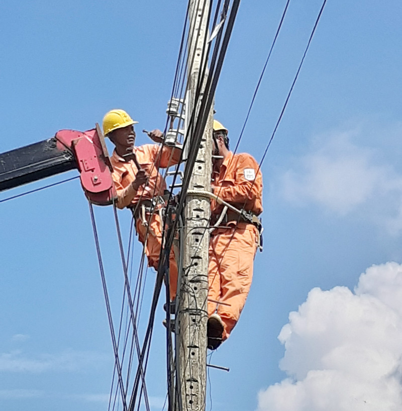 Lực lượng tham gia diễn tập. Ảnh: Minh Nhân. 