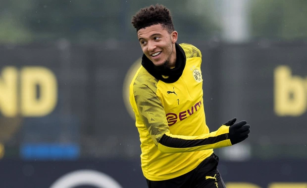 Dortmund đã ra thời hạn cho MU mua Sancho