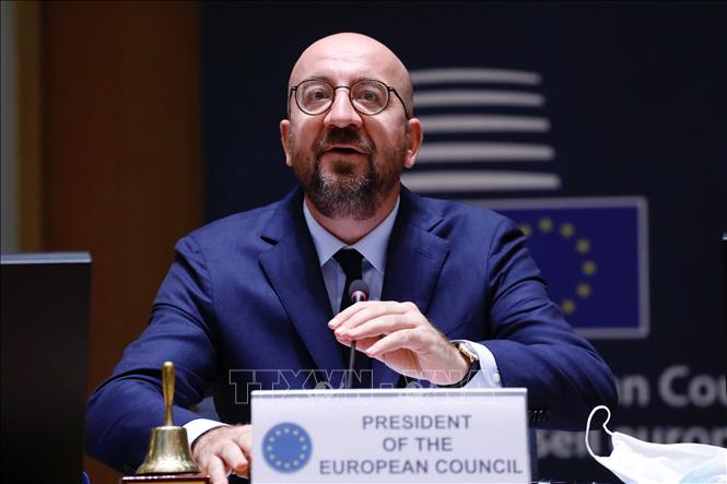 Chủ tịch Hội đồng châu Âu Charles Michel chủ trì phiên họp của EU ngày 17-7-2020. Ảnh: THX/TTXVN