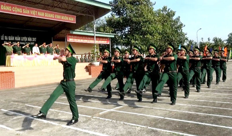 Khối lực lượng Bộ đội Biên phòng tỉnh duyệt binh tại lễ ra quân huấn luyện năm 2020. Ảnh: B. Cương
