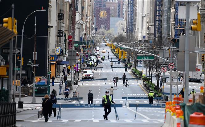 Quang cảnh Đại lộ Park ở New York, Mỹ ngày 27-3-2020. Ảnh: TTXVN phát