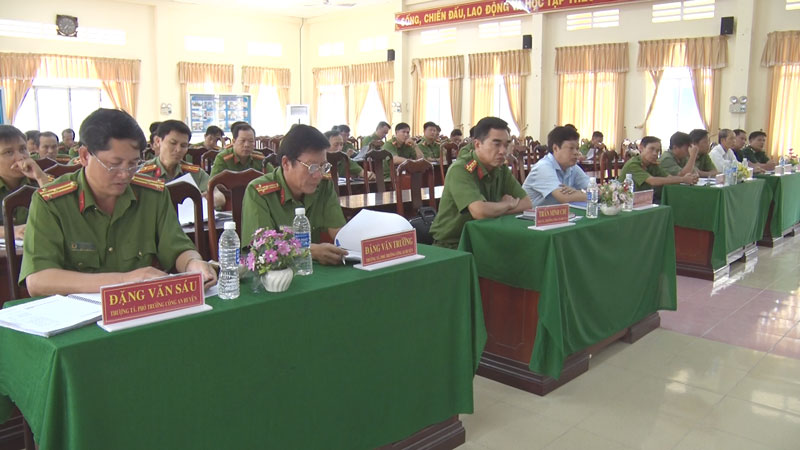 Quang cảnh hội nghị.