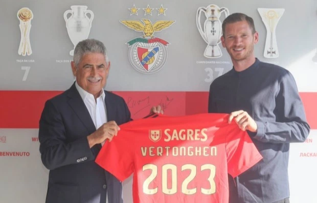 Vertonghen ký hợp đồng với Benfica đến năm 2023