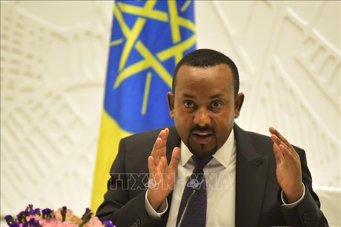 Thủ tướng Ethiopia Abiy Ahmed phát biểu tại cuộc họp báo ở thủ đô Addis Ababa. Ảnh: AFP/TTXVN