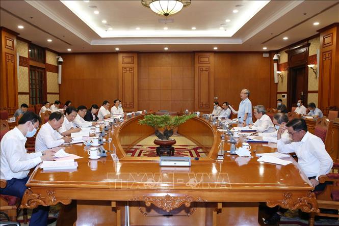 Bộ Chính trị làm việc với 11 đảng bộ trực thuộc Trung ương Đồng chí Trần Quốc Vượng, Ủy viên Bộ Chính trị, Thường trực Ban Bí thư phát biểu tại cuộc làm việc của Bộ Chính trị với Ban Thường vụ Tỉnh uỷ Thái Nguyên, chiều 17-8-2020. Ảnh: TTXVN