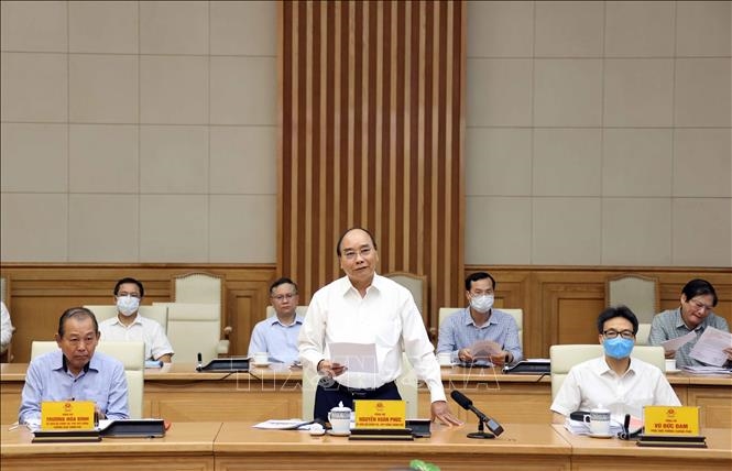 TP. Hồ Chí Minh phấn đấu sớm trở thành thành phố công nghiệp thông minh, hiện đại Thủ tướng Nguyễn Xuân Phúc phát biểu tại buổi làm việc. Ảnh: Thống Nhất/TTXVN