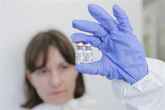 Giới thiệu vaccine Sputnik V ngừa COVID-19 tại Moskva, Nga ngày 6-8-2020. Ảnh: AFP/TTXVN