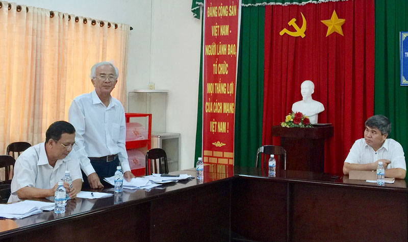 Kiểm tra công tác đảm bảo trật tự an toàn giao thông tại Châu Thành Ông Cao Văn Phong - Chánh văn phòng Ban ATGT tỉnh phát biểu.