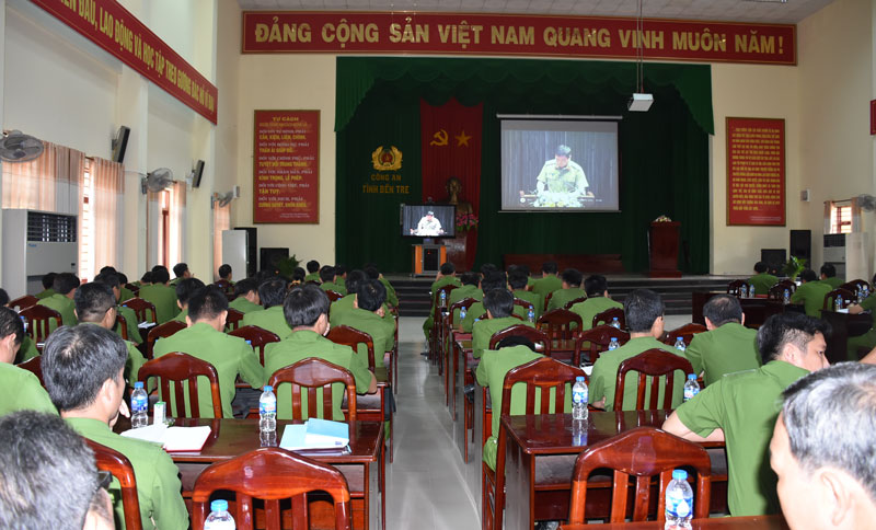 Quang cảnh hội nghị.