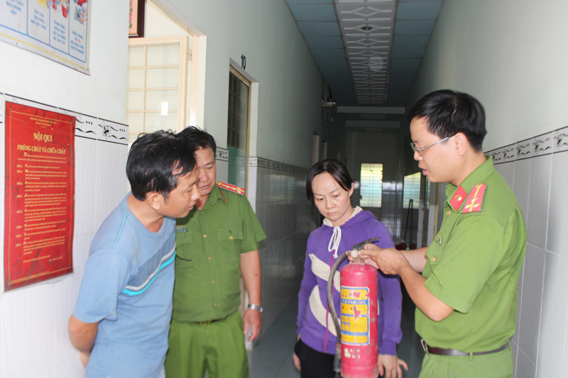 Tiếp tục hoàn thiện, nâng cao hiệu lực, hiệu quả thực hiện chính sách, pháp luật về phòng cháy và chữa cháy Kiểm tra công tác đảm bảo an toàn PCCC tại các cơ sở kinh doanh lưu trú.