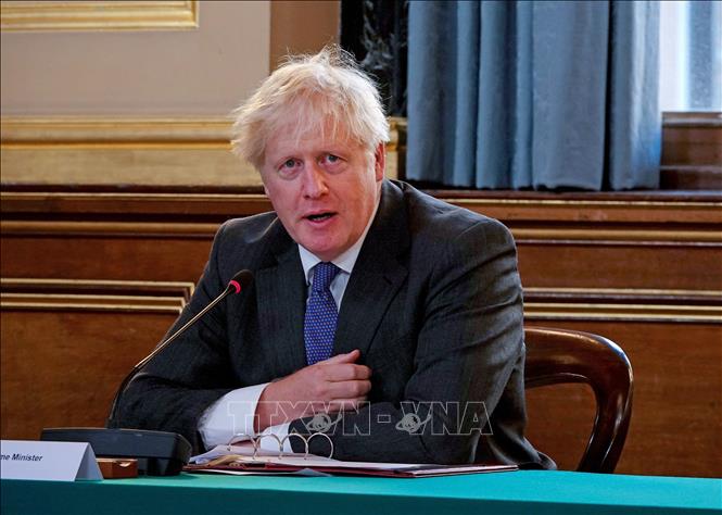 Thủ tướng Anh Boris Johnson phát biểu tại cuộc họp nội các ở London ngày 15-9. Ảnh: AFP/TTXVN