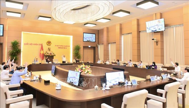 Bế mạc Phiên họp thứ 48 của Ủy ban Thường vụ Quốc hội Quang cảnh Phiên họp thứ 48 của Ủy ban Thường vụ Quốc hội. Ảnh: Doãn Tấn/TTXVN