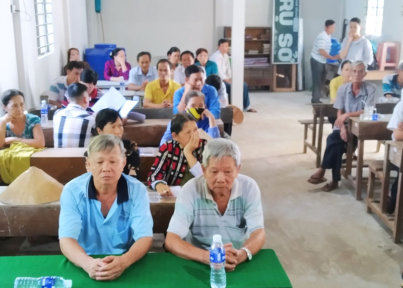 Tin hoạt động các huyện, thành phố ngày 25-9-2020 Các hộ nông dân tham dự buổi triển khai. Ảnh: Bảo Toàn