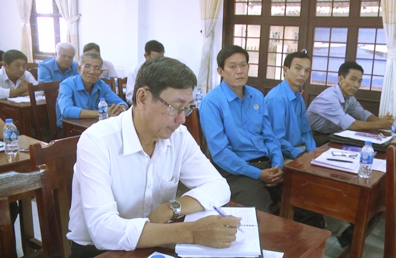 Tin hoạt động các huyện, thành phố ngày 26-9-2020 Đại biểu dự hội nghị. Ảnh: Ngọc Lãm.