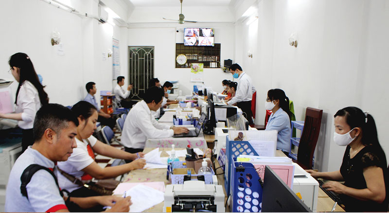 Nâng cao chất lượng hoạt động tổ chức hành nghề công chứng Thực hiện hoạt động công chứng tại Văn phòng công chứng Nguyễn Văn Tứ.