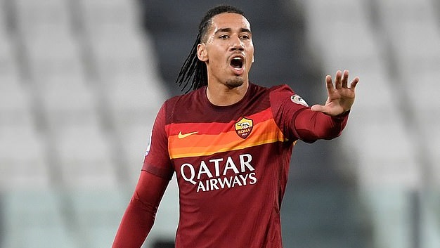 MU chuẩn bị bán Smalling cho Roma