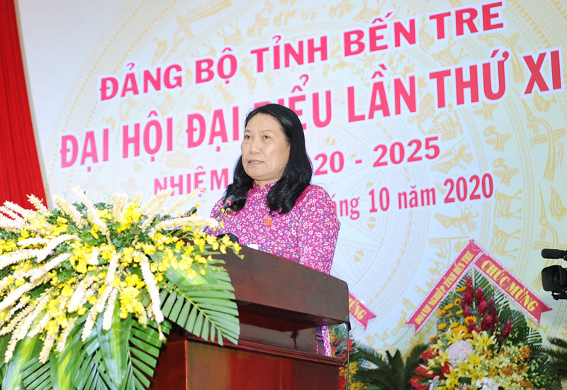 Khí thế thành công Đại hội XI Đảng bộ tỉnh lan tỏa sâu rộng đến người dân Giám đốc Sở Lao động - Thương binh và Xã hội Nguyễn Thị Bé Mười phát biểu tại đại hội. Ảnh: CTV