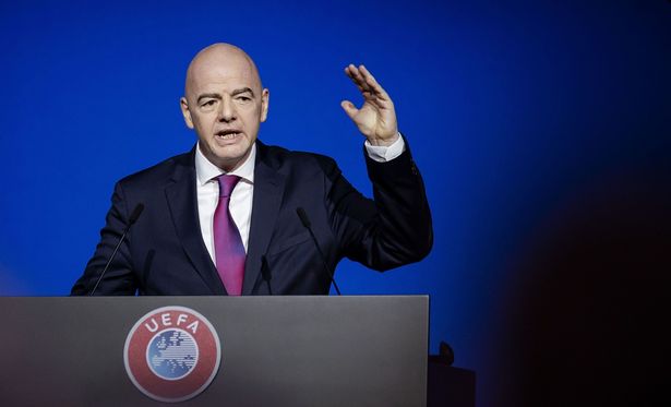 Chủ tịch FIFA Gianni Infantino không ủng hộ European Super League