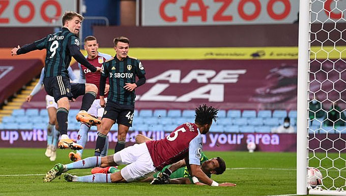 Bamford thi đấu chói sáng với cú hat-trick