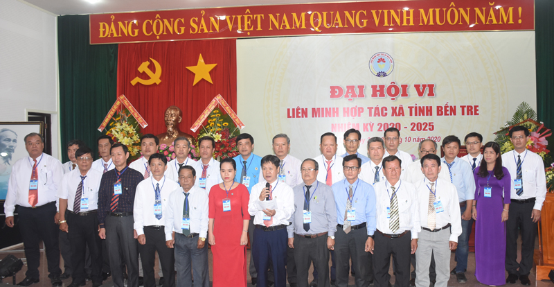 Ông Nguyễn Thanh Phương tái đắc cử Chủ tịch Liên minh Hợp tác xã tỉnh nhiệm kỳ 2020 - 2025 Ra mắt Ban Chấp hành Liên minh HTX tỉnh nhiệm kỳ 2020 - 2025.