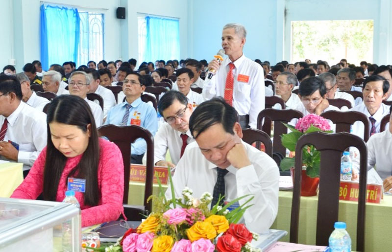 Lê Quang Ngọc - Người chiến sĩ nhân dân Ông Lê Quang Ngọc phát biểu ý kiến tại Đại hội Đảng bộ xã Tân Thanh Tây, nhiệm kỳ 2020 - 2025. Ảnh: Ngọc Tuyết