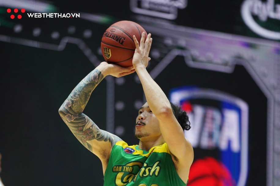 Saigon Heat "hạ chổi", cắt đứt chuỗi vào Finals của Cantho Catfish Tâm Đinh có 32 điểm nhưng cũng không thể cứu Cantho Catfish. Ảnh: Việt Long