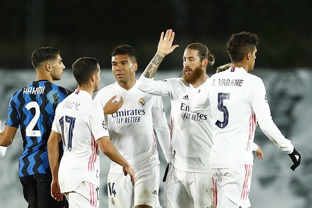 Các cầu thủ Real Madrid đã họp kín sau trận thua Shakhtar Donetsk ở Champions League