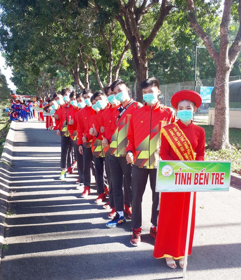 Đoàn thể thao Bến Tre tham dự Đại hội Thể dục thể thao đồng bằng sông Cửu Long Đoàn thể thao Bến Tre tại lễ khai mạc Đại hội. Ảnh: Anh Luân