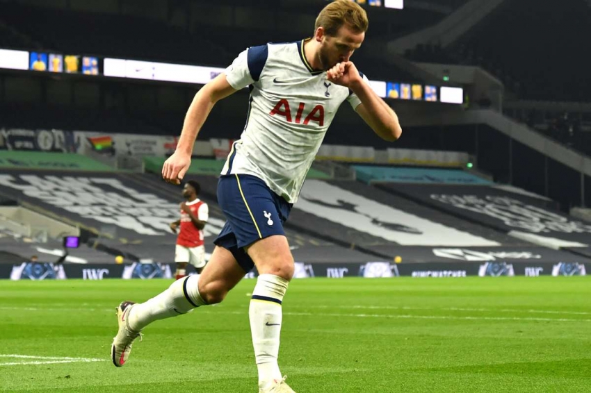 Hary Kane ghi bàn ấn định tỉ số trong chiến thắng của Tottenham trước Arsenal