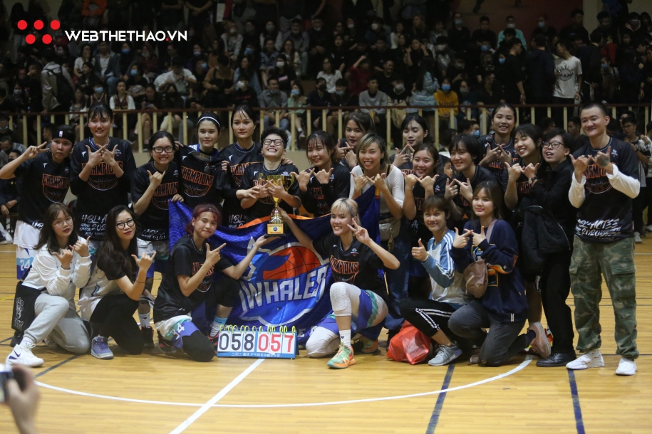 Quang Anh thể hiện đẳng cấp VBA, Chicken Dunk bảo vệ ngôi vương HBL Đội hình trẻ của Whales khẳng định mình đã đủ tầm thay thế các đàn chị. Ảnh: Minh Hiếu