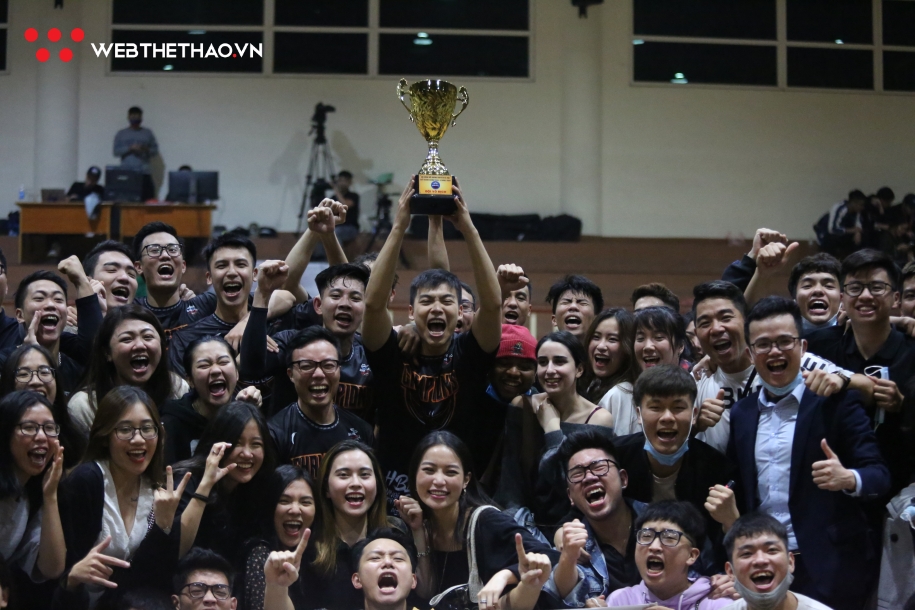 Quang Anh thể hiện đẳng cấp VBA, Chicken Dunk bảo vệ ngôi vương HBL CDunk vô địch đầy xứng đáng. Ảnh: Minh Hiếu