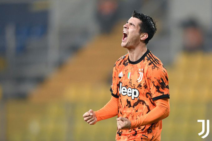 Song sát Ronaldo và Morata tỏa sáng Morata ấn định tỷ số Parma 0-4 Juventus bằng pha đánh đầu đẳng cấp