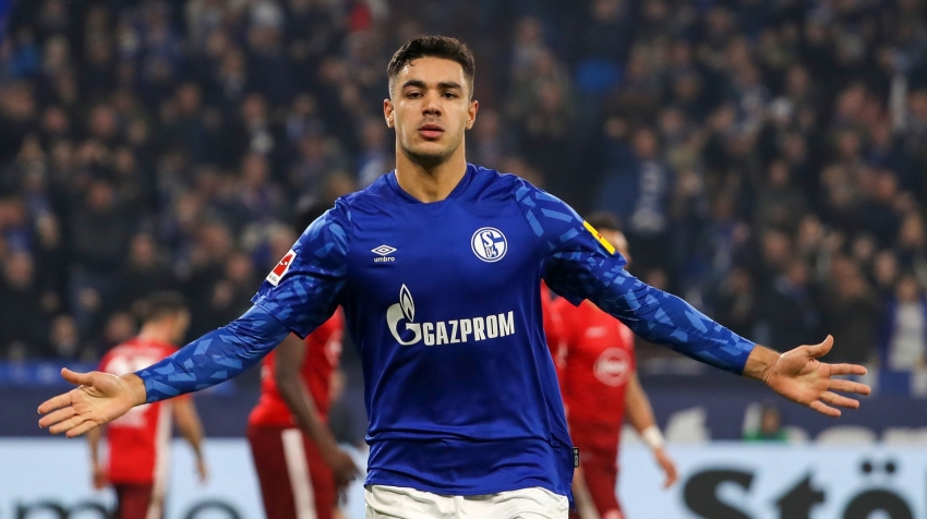 Kabak trong màu áo Schalke 04