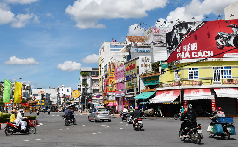 Một góc trung tâm TP. Bến Tre. Ảnh: H. Hiệp