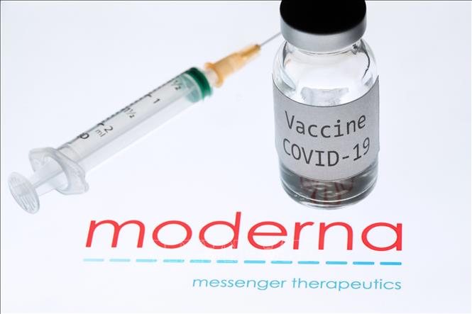 Thế giới vượt 95 triệu ca bệnh; Ấn Độ gặp trục trặc trong tiêm chủng toàn quốc Vaccine phòng Covid-19 của hãng dược phẩm Moderna (Mỹ). Ảnh: AFP/TTXVN
