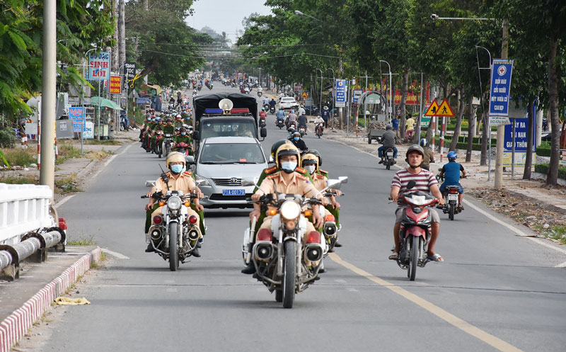 Công an huyện Châu Thành ra quân cao điểm tấn công trấn áp tội phạm.