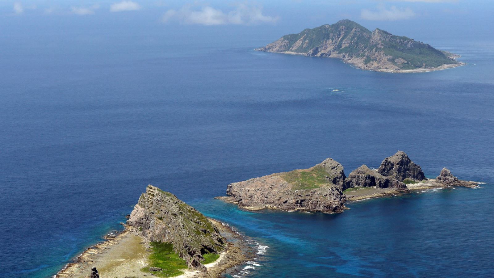 Chính quyền ông Biden khẳng định bảo vệ Senkaku theo hiệp ước Mỹ-Nhật Senkaku/Điếu Ngư là quần đảo đang có tranh chấp giữa Nhật Bản với Trung Quốc. Ảnh: Reuters