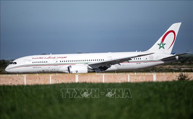 Máy bay của hãng hàng không quốc gia Maroc (RAM) đỗ tại sân bay Benslimane. Ảnh: AFP/TTXVN