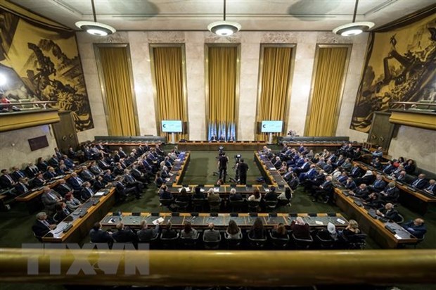 Toàn cảnh một cuộc họp các thành viên Ủy ban Hiến pháp Syria tại Geneva, Thụy Sĩ. Nguồn: AFP/TTXVN