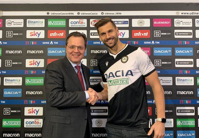 Llorente ra mắt Udinese