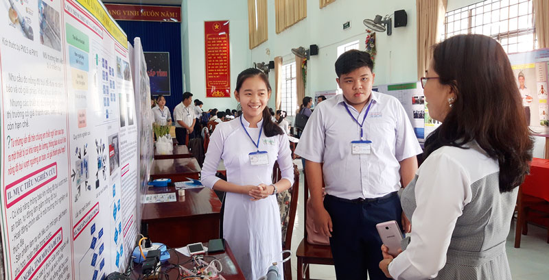 Cuộc thi Khoa học kỹ thuật dành cho học sinh trung học cấp tỉnh ngày càng thu hút các bạn tham gia.