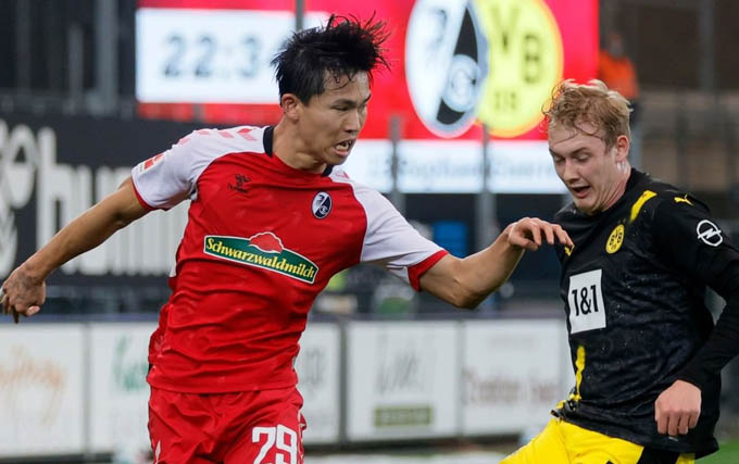 Jeong Woo-Yeong ghi dấu ấn giúp Freiburg đánh bại Dortmund