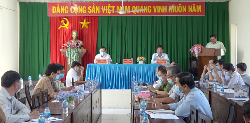 Quang cảnh cuộc họp. Ảnh: Ngọc Lãm.