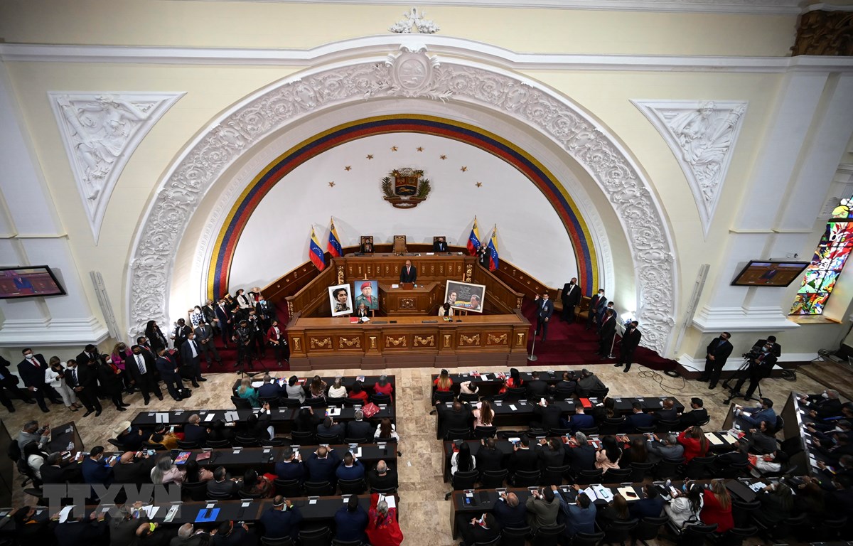 Quang cảnh phiên họp Quốc hội Venezuela ở Caracas ngày 5-1-2021. (Ảnh: AFP/TTXVN)