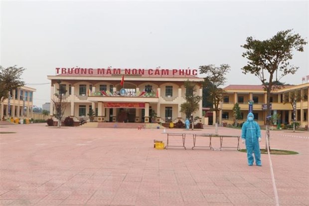 Chiều 1-3-2021, có thêm 13 ca mắc mới COVID-19 ở Hải Dương và Kiên Giang Khu cách ly tập trung Trường Mầm non Cẩm Phúc (huyện Cẩm Giàng). Ảnh: Mạnh Minh/TTXVN