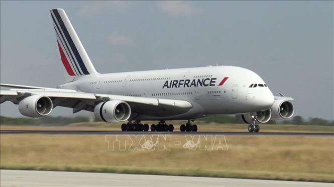 Máy bay của Air France tại sân bay Paris-Charles-de-Gaulle, Pháp, ngày 26-6-2020. Ảnh: AFP/TTXVN