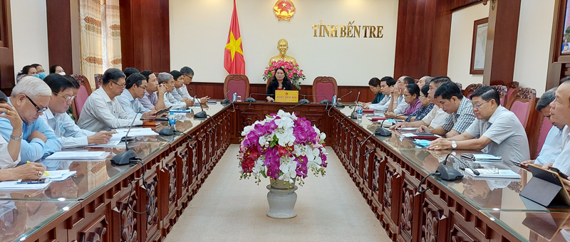 Hội nghị trực tuyến về công tác phòng chống dịch Covid-19 Các đại biểu tham dự hội nghị tại điểm cầu tỉnh.