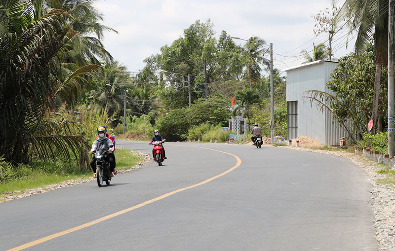 Phát huy tác dụng vốn ủy thác đường bộ Nền và mặt đường km26+000 - km30+456 trên QL.60 đã được sửa chữa.